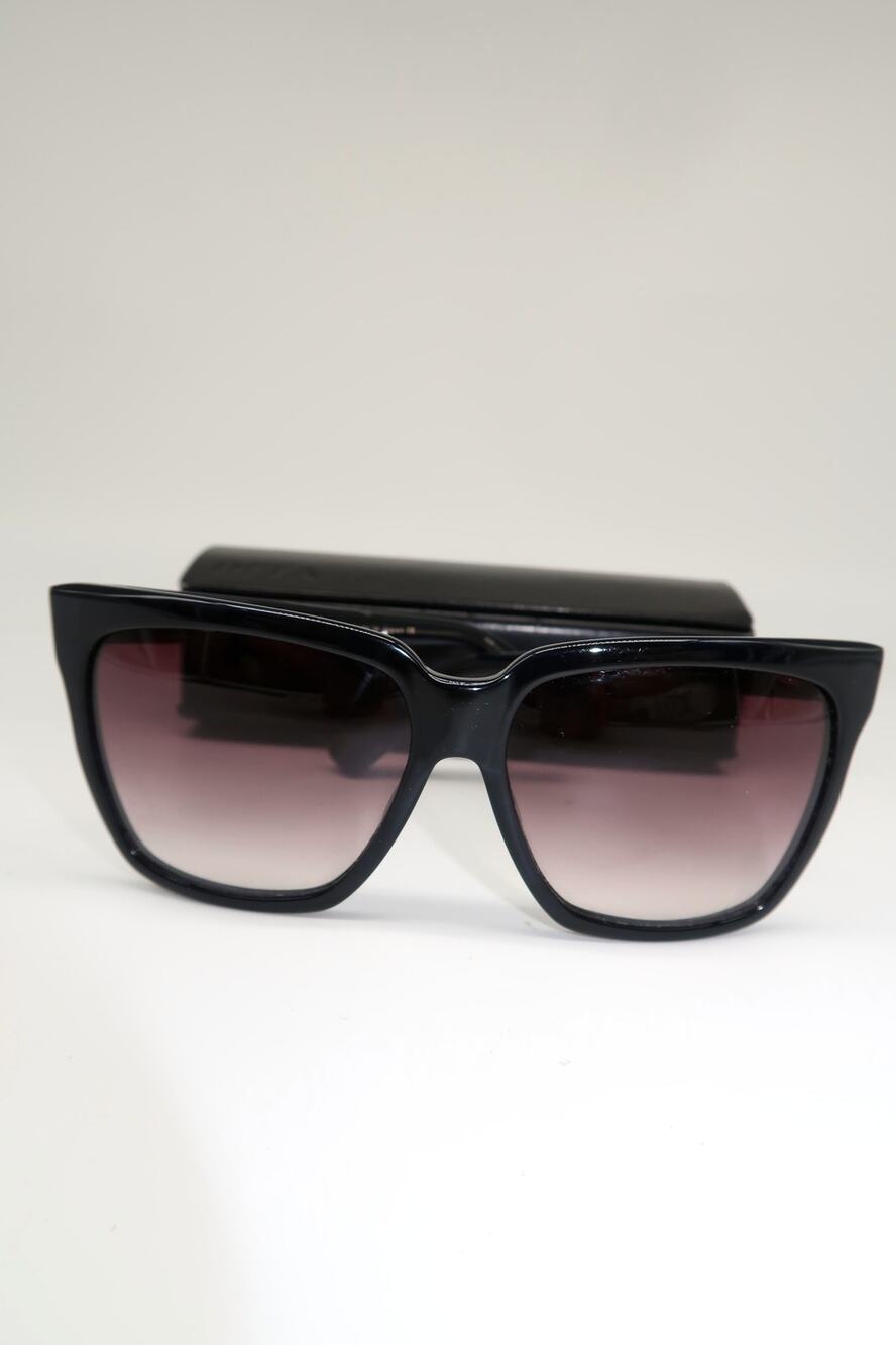 Dita Taxon 22013 Oversized Square Cat Eye Sunglasses Black Burgundy Gradient 58